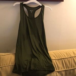 Cutout-Back Performance Tank